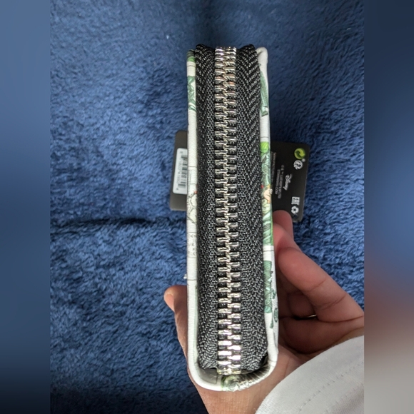 Loungefly Star Wars Wallet, 6x3.75x1",  NWT - Picture 6 of 10